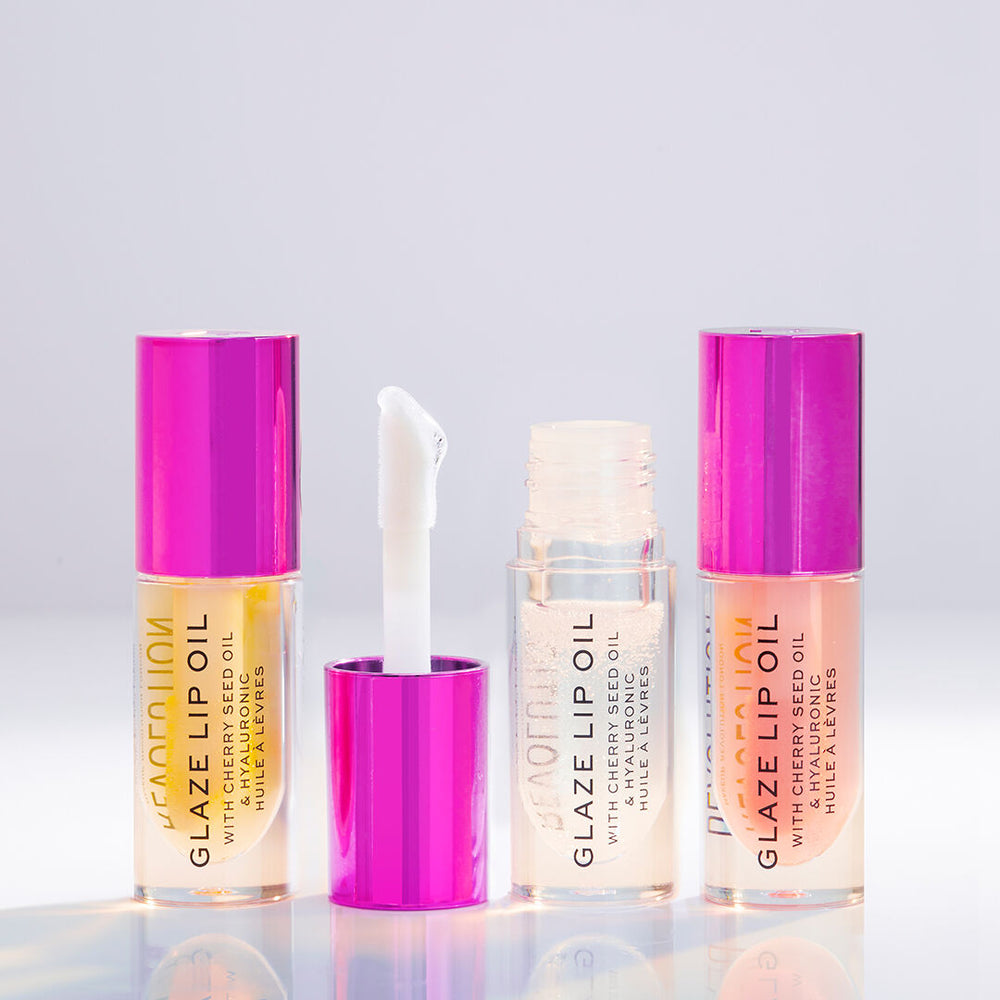 Makeup Revolution Glaze Lip Oil Glam Pink 4pc Set + 1 Full Size Product Worth 25% Value Free