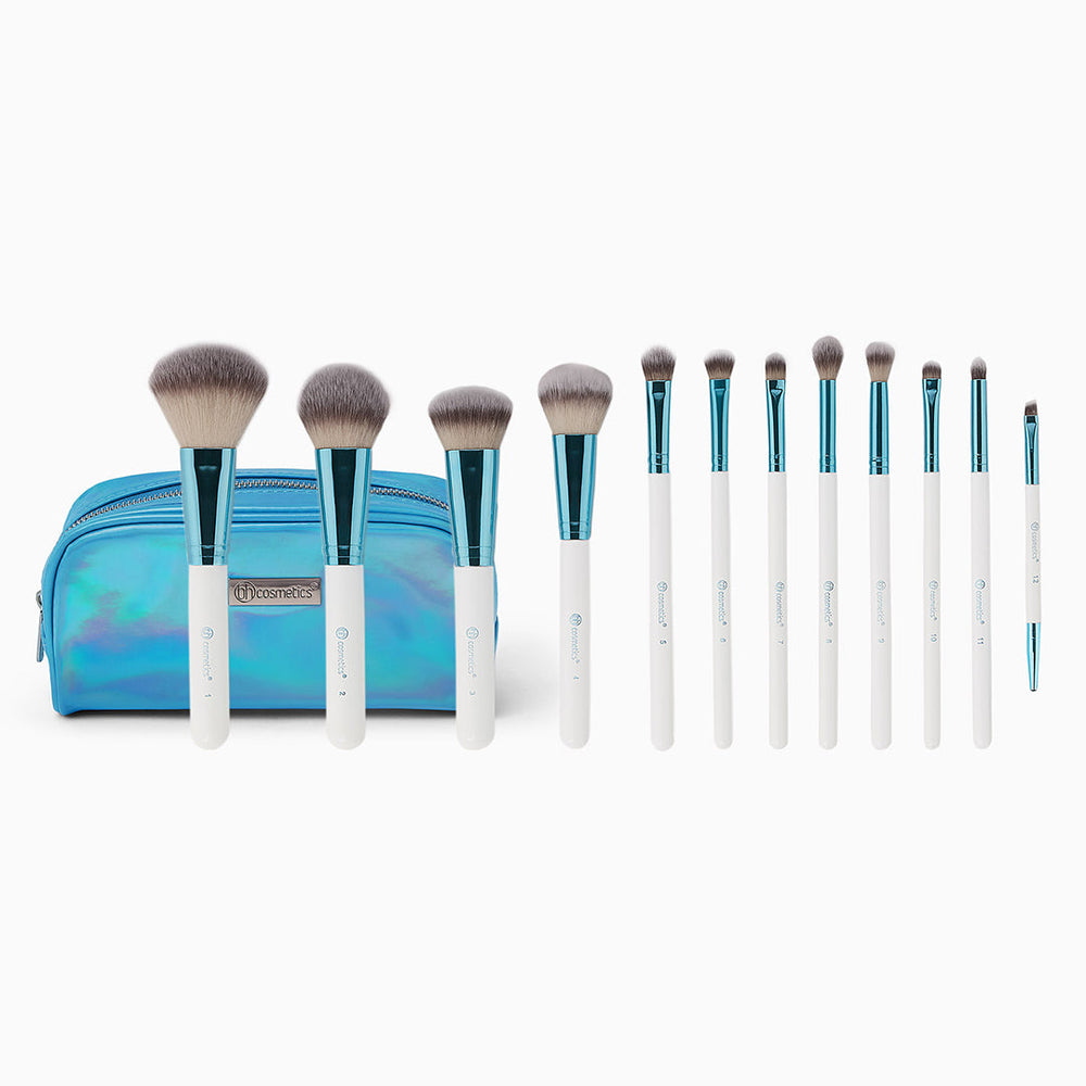 Poolside Chic - 12 Piece Brush Set  4pc Set + 1 Full Size Product Worth 25% Value Free