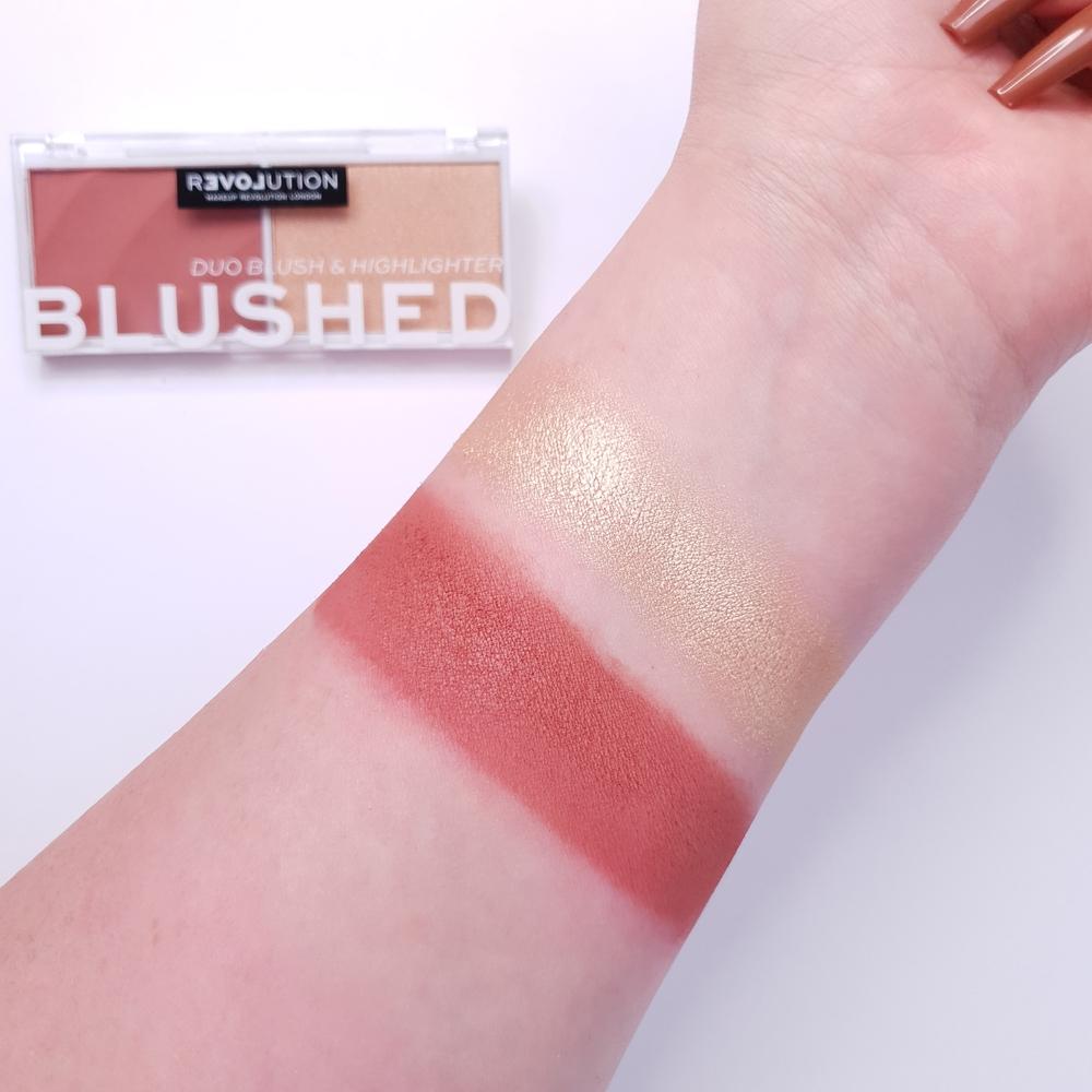 Revolution Relove Colour Play Blushed Duo - Kindness - HOK Makeup