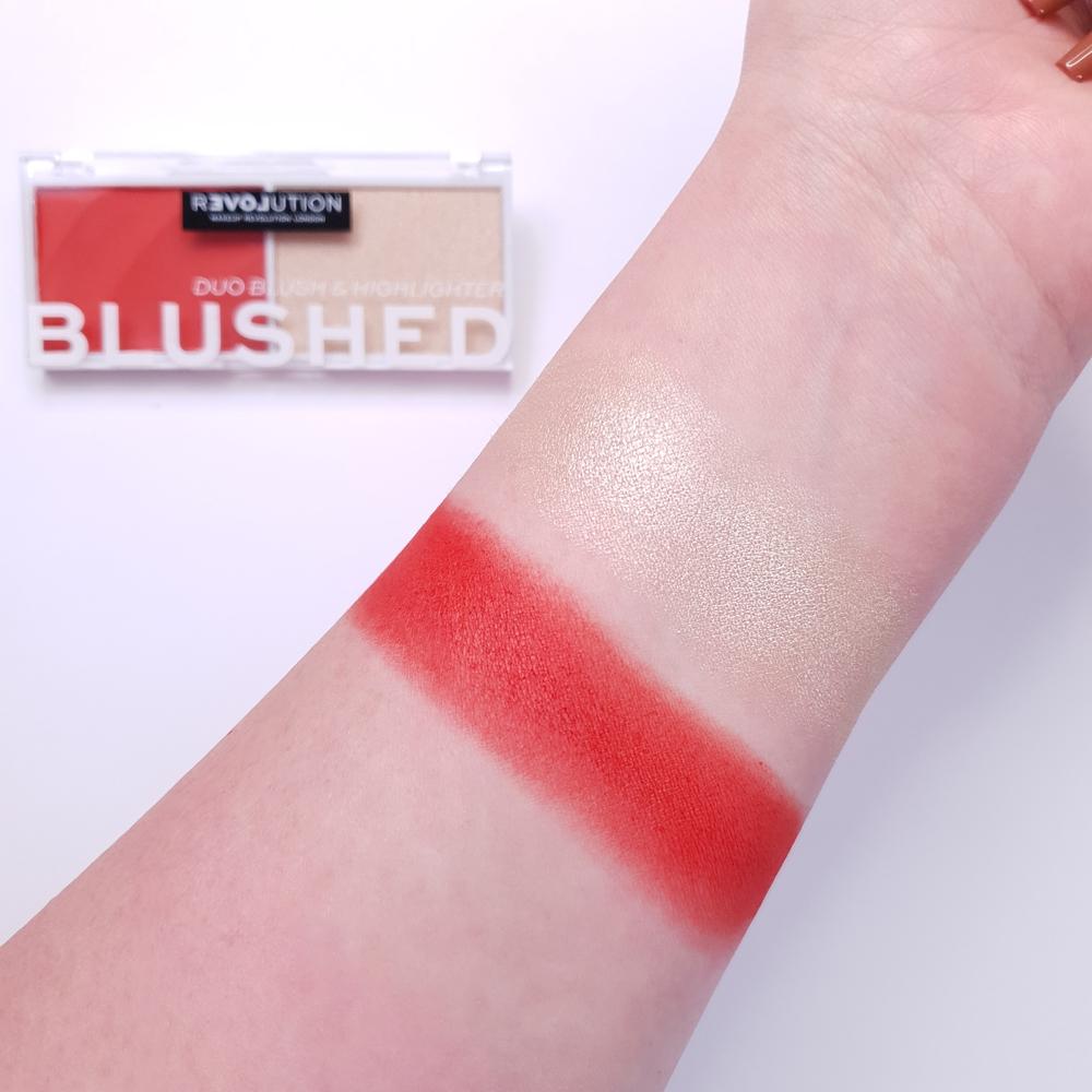 Revolution Relove Colour Play Blushed Duo - Daydream - HOK Makeup
