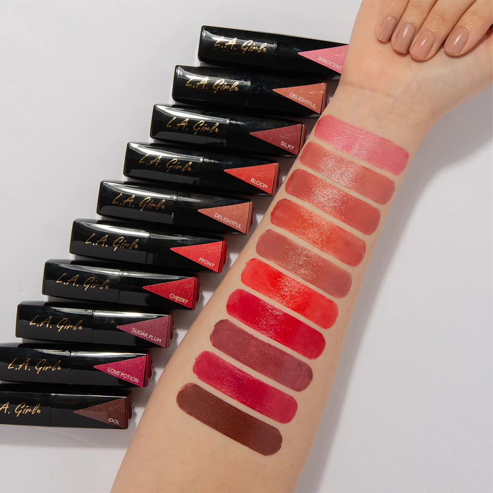 L.A. Girl  Lip Attraction Lipstick-Delightful 4Pc Set + 1 Full Size Product Worth 25% Value Free