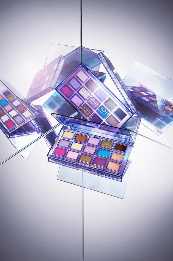 Makeup Revolution Reflective Eyeshadow Palette - Ultra Violet 4pc Set + 1 Full Size Product Worth 25% Value Free